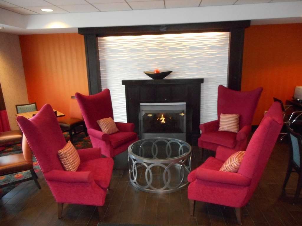 Hampton Inn Ithaca Interior photo